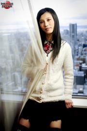Chuling is a cross-dressing cutie with very natural beauty 